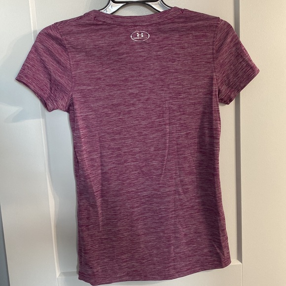 Pink under armour workout too - Picture 2 of 3